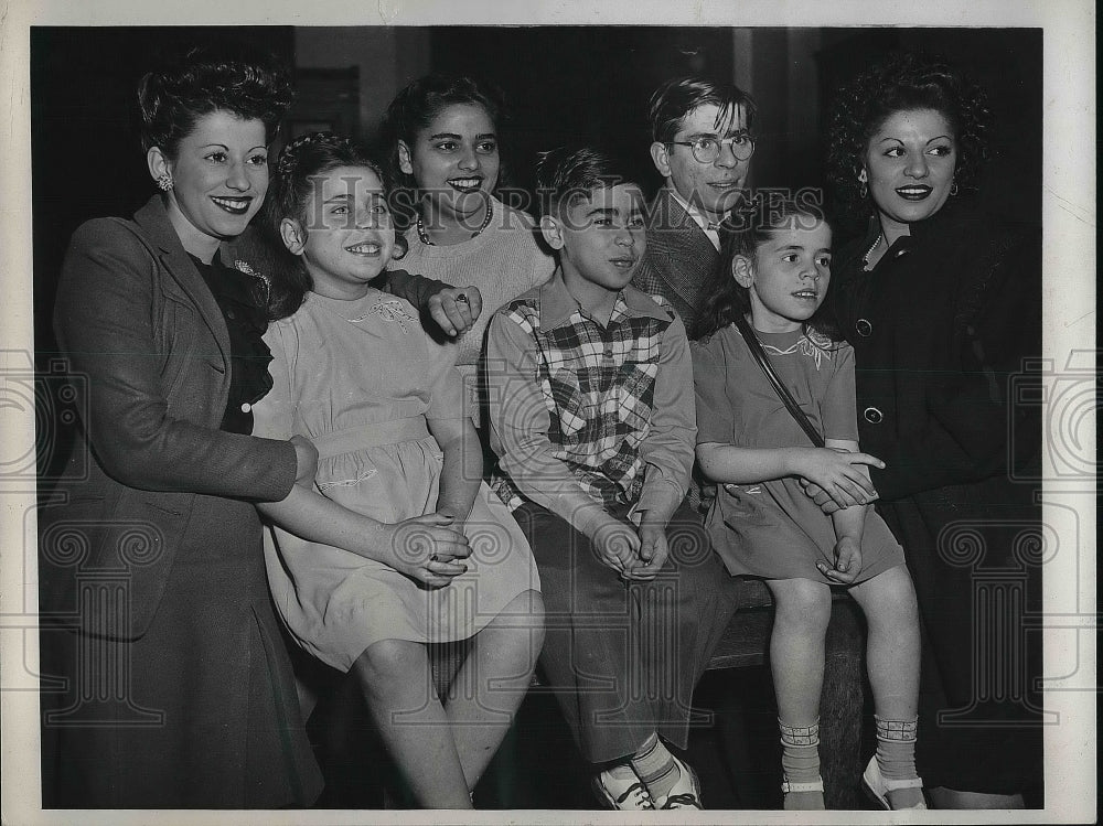 1947 Press Photo Rosalind, Joseph, Irene, Kathryn, Ann, Yolanda, John Giochetti - Historic Images