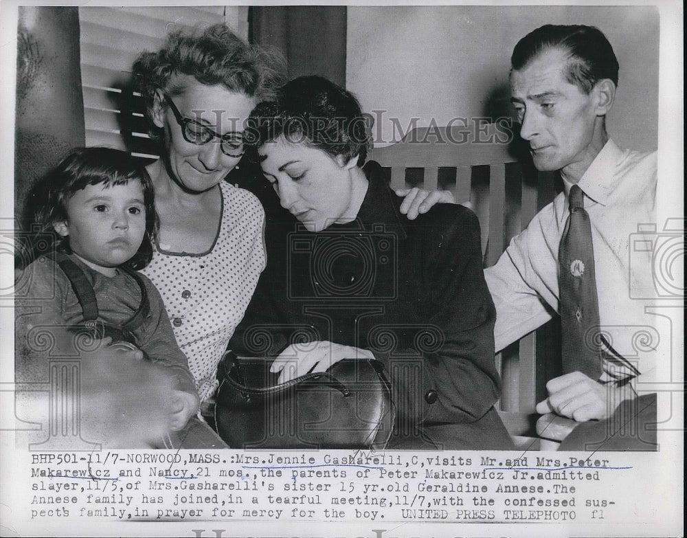 Press Photo Jennie Gasharelli Visits Mr. &amp; Mrs. Peter Makarewicz In Norwood - Historic Images