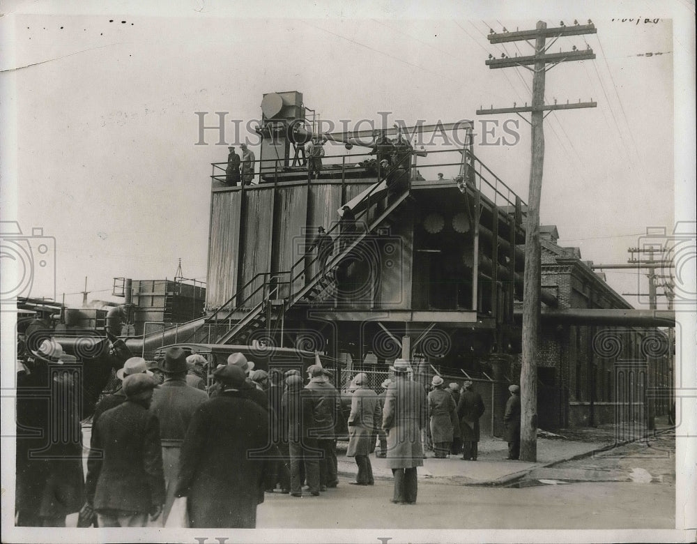 1932 Press Photo Camden, N.J. Public Service Co explosion scene - nea95367 - Historic Images