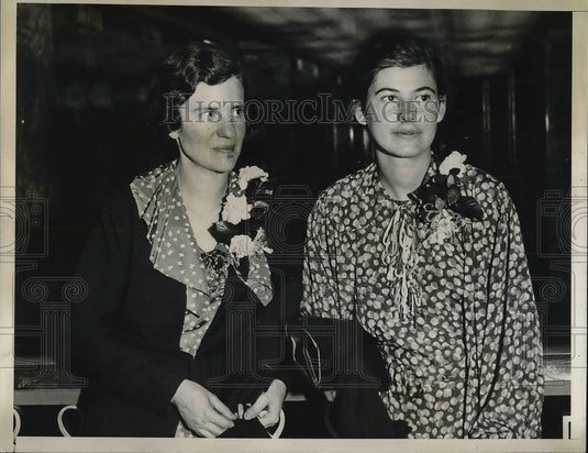 1935 Press Photo Fredarica Wasmer & Mary Parmenter on European Vacation - Historic Images