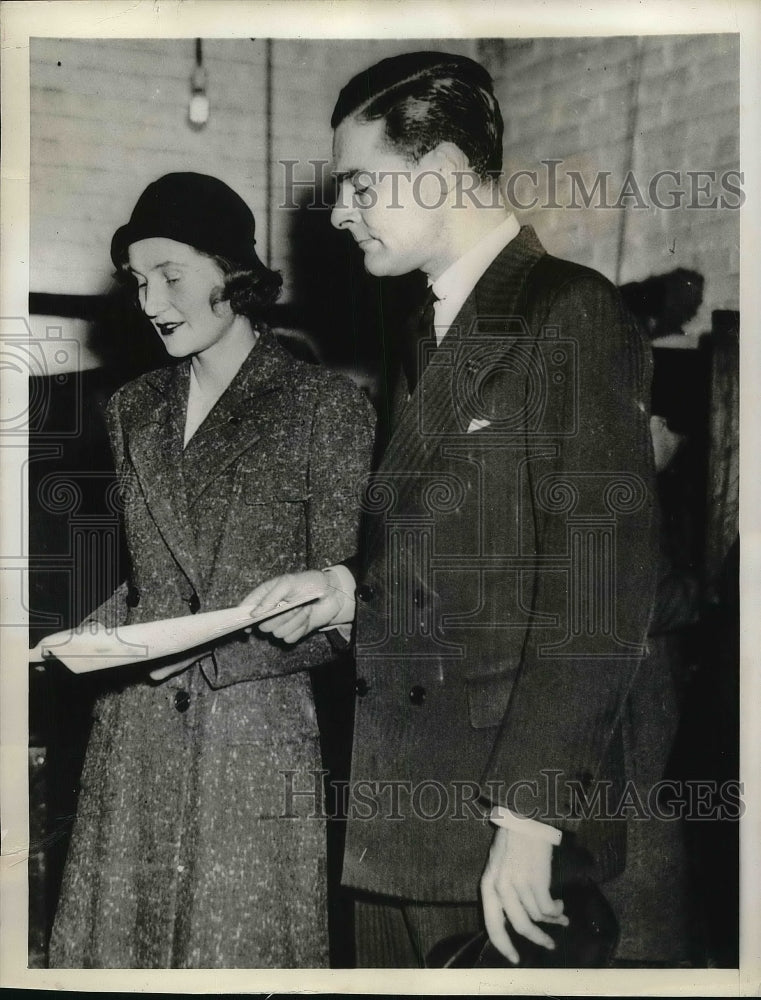 1936 Mr. &amp; Mrs. Henry Cabot Lodge cast ballots in national election - Historic Images