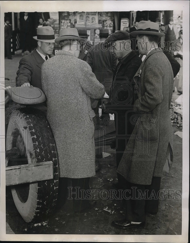 1938 Press Photo Frank Mott Charged With Hitting Concrete Truck Accident - Historic Images