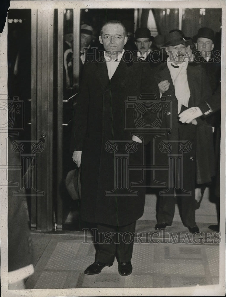 1932 Press Photo Herbert Stewart Manager of RKO Theaters - Historic Images