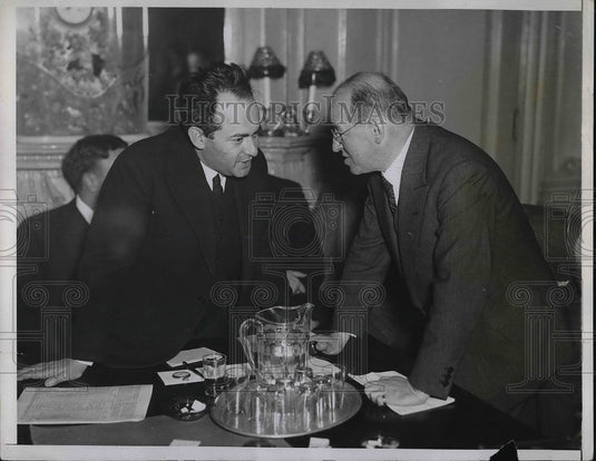 1933 Press Photo Otto Mathan & Dr. Arthur Fieler Discuss Cartel Involvement - Historic Images