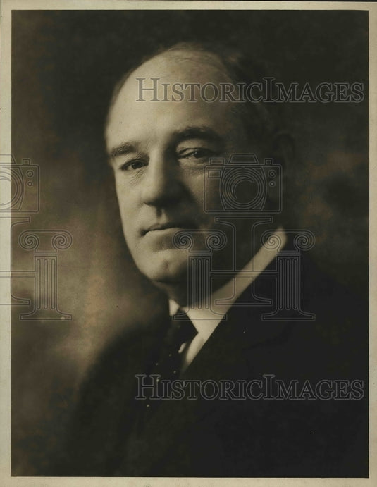 1925 Mr E.J. Miler who drilled Athens