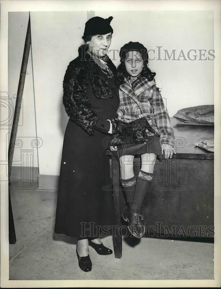 1940 Mrs. Libby Starr, accused of kidnapping granddaughter Constance - Historic Images
