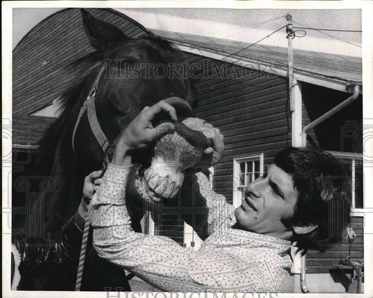 1970 Dennis Kluesner Shows Where Identification Tattoo To Be Placed - Historic Images