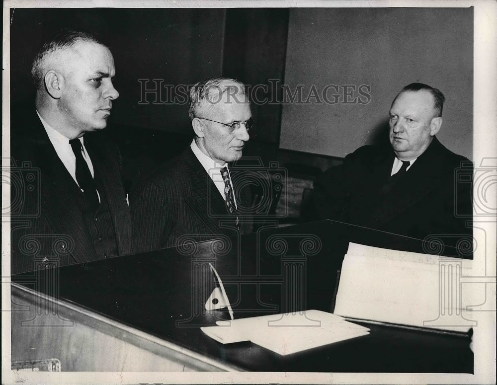 1947 Rev. Daniel Reedy charged with adultery with Mary Crawford - Historic Images