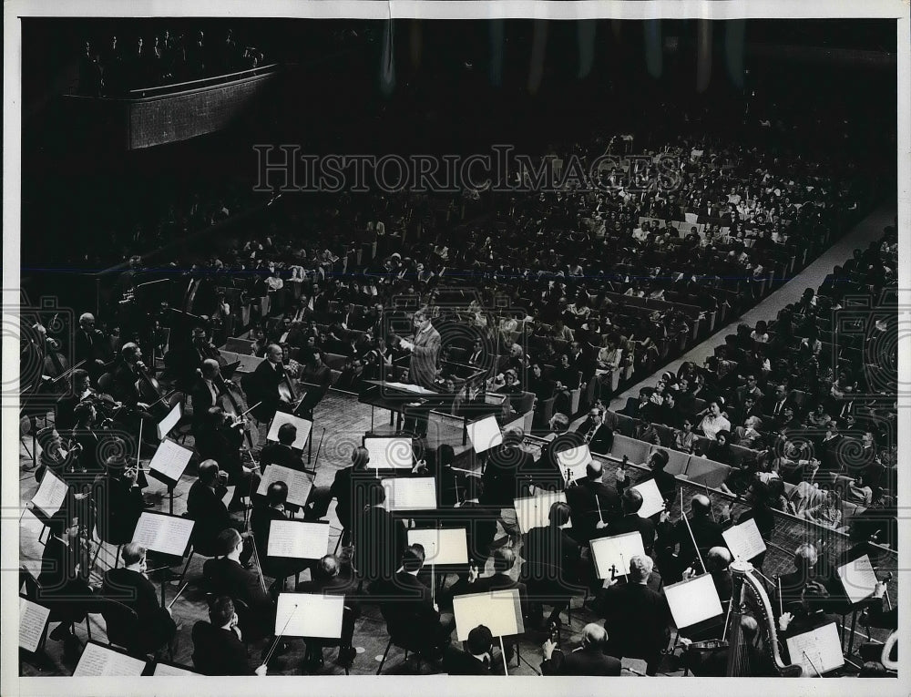 1962 Press Photo New York Philharmonic young people concert in Lincoln Center. - Historic Images