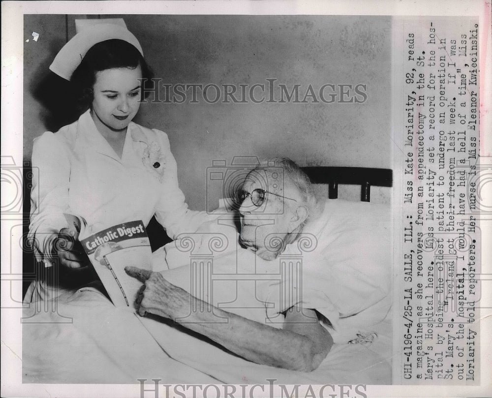 1949 Press Photo La Salle, Ill. Nurse E Kwiecinski &amp; Kate Moriarity, 92 after op - Historic Images