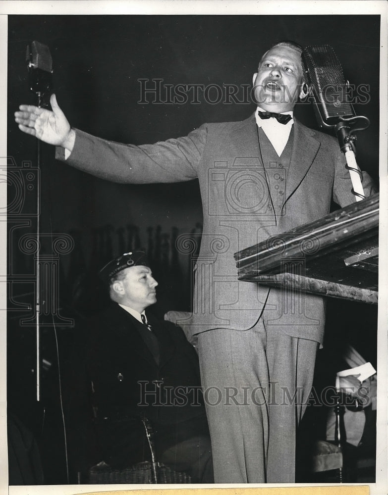 1939 Press Photo Rep. Martin Dies of Texas giving a speech - Historic Images