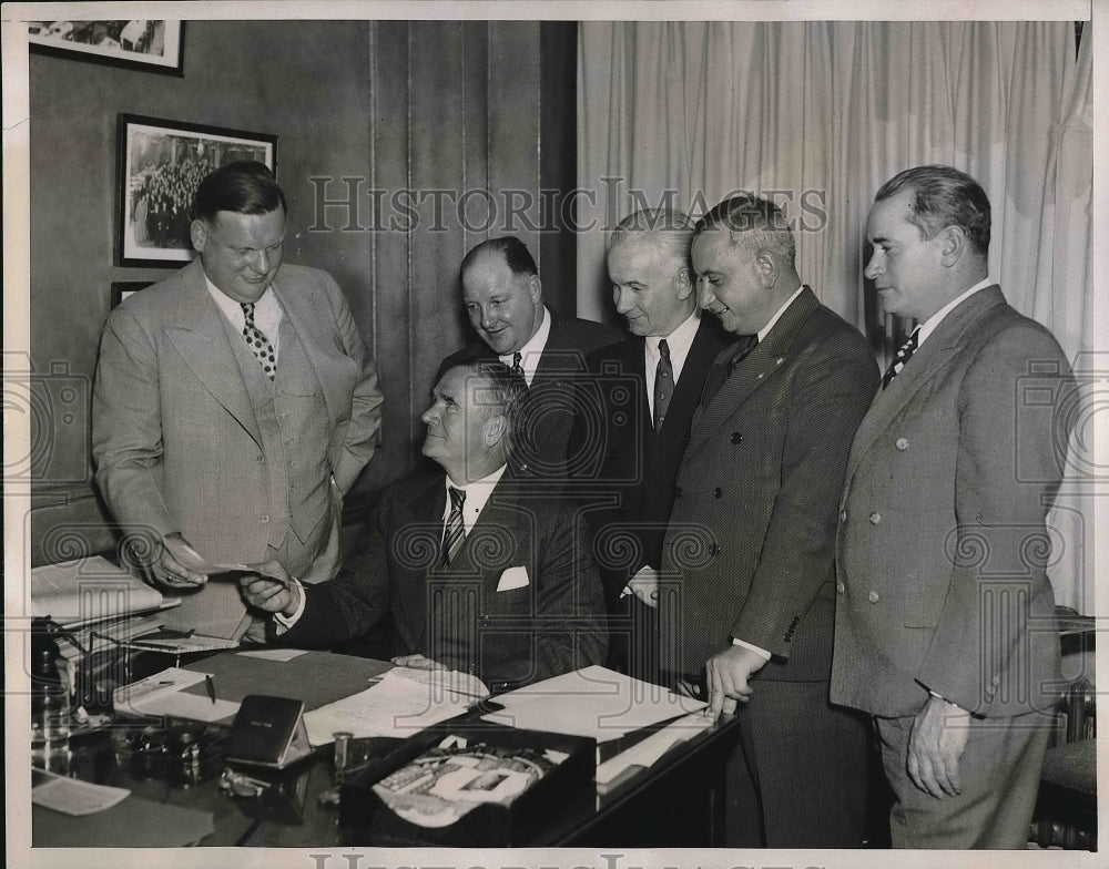 1937 Press Photo Labor Union Chiefs Meeting for Committee for Mahoney Slate - Historic Images
