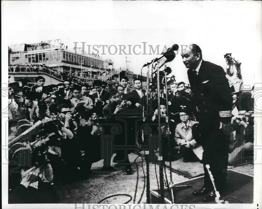 1970 Press Photo Capt. Shinji Ishida of airliner hijacked by Leftist students - Historic Images