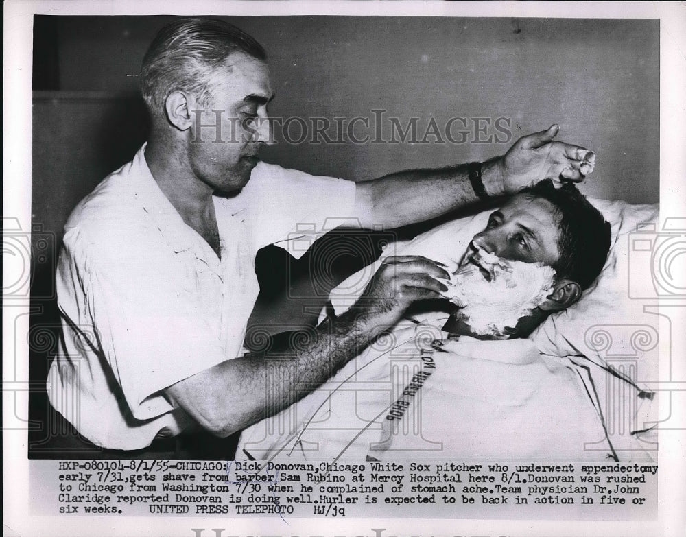 1955 Press Photo White Sox pitcher Dick Donovan gets shave while in hospital - Historic Images