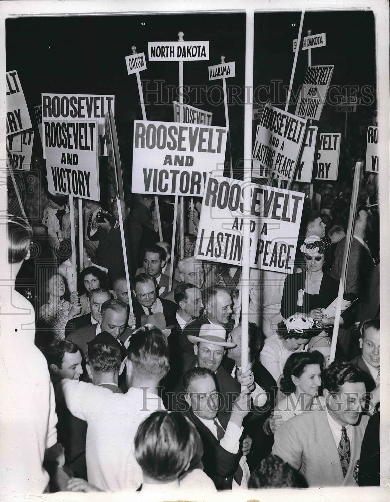 1944 Chicago, delegates at Democratic Natl Convention  - Historic Images