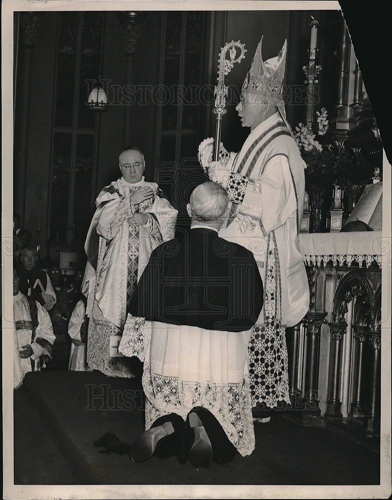 1940 Press Photo Rev. John O'Hara, new Titular Bishop of Malaysia & Army / Navy - Historic Images