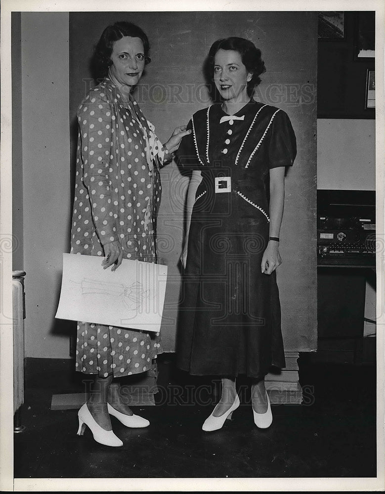 1937 fashion designer Julia Boyd  - Historic Images