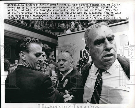 1968 Press Photo Dan Rather of CBS at Convention - nea98321 - Historic Images