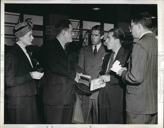 1941 US Minister Arthur Bliss to Yugoslavia & wife arrive in Clipper - Historic Images