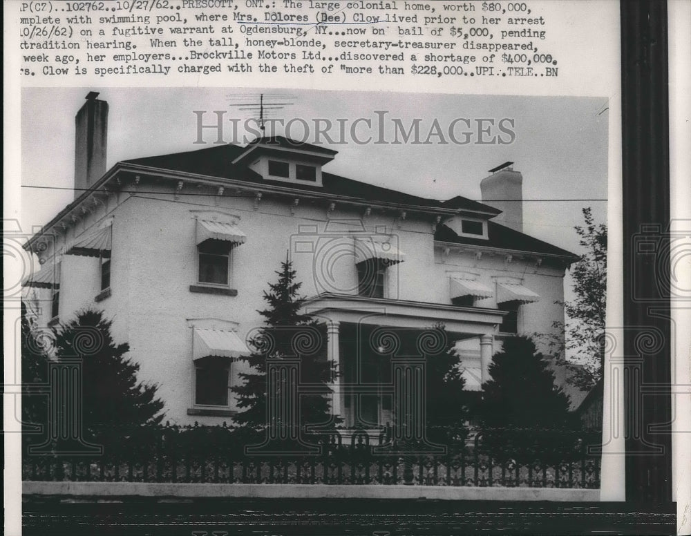 1962 home of Mrs. Dolores 'Dee' Clow, fugitive embezzler  - Historic Images