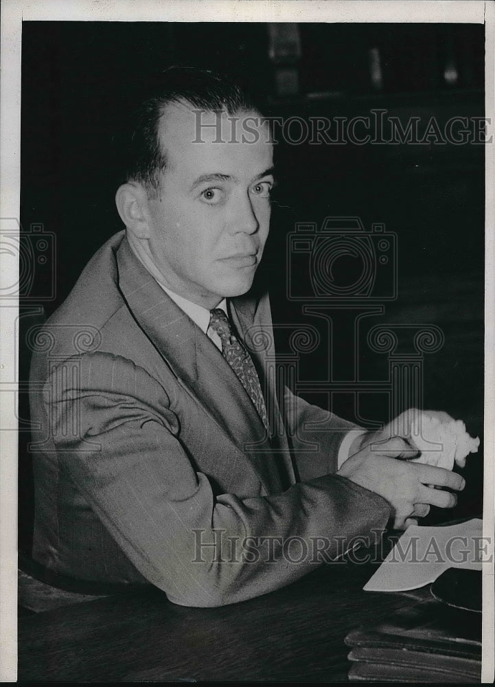 1937 William Orr in Chicago Court to prove his ex - Historic Images