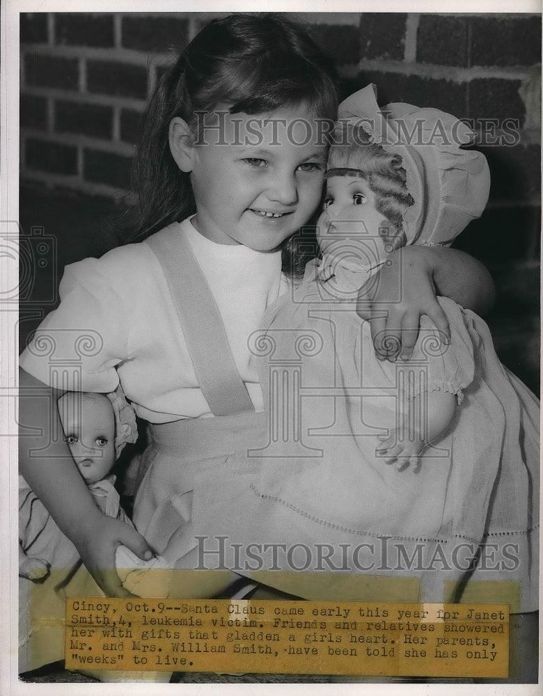 1947 Jane Smith Leukemia Victim has Early Christmas  - Historic Images