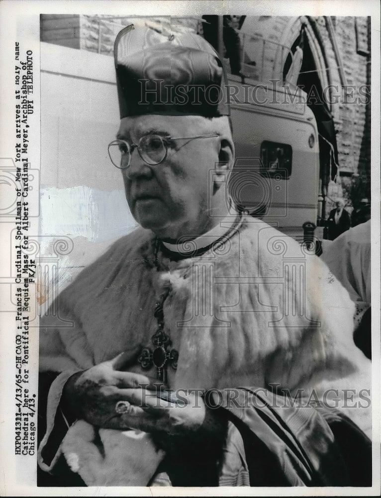 1965 Press Photo Francis Cardinal Spellman Arrives at Holy Name Cathedral - Historic Images