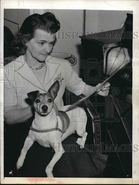 1942 Press Photo Blanche Lagan, Wife of Skipper Andrew of Torpedoed Ship - Historic Images