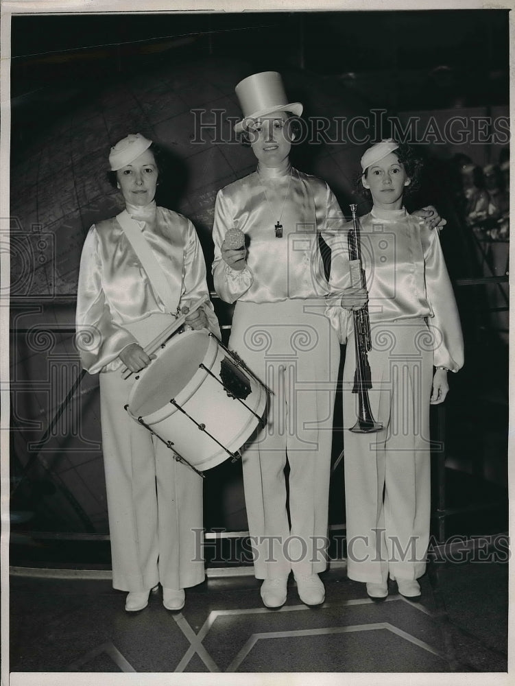 1937 Press Photo Auxiliary Band Eleanor Young, Lottie Erickson, and Georgia - Historic Images