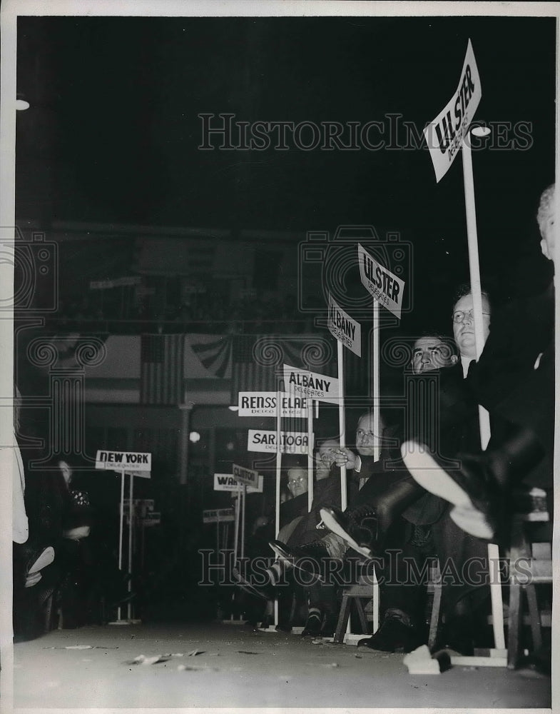 1938 Press Photo Group of people at Republican State Convention - nea99739 - Historic Images