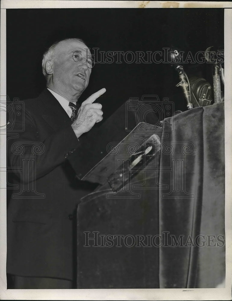 1947 James Byrne Retiring Secretary of State  - Historic Images