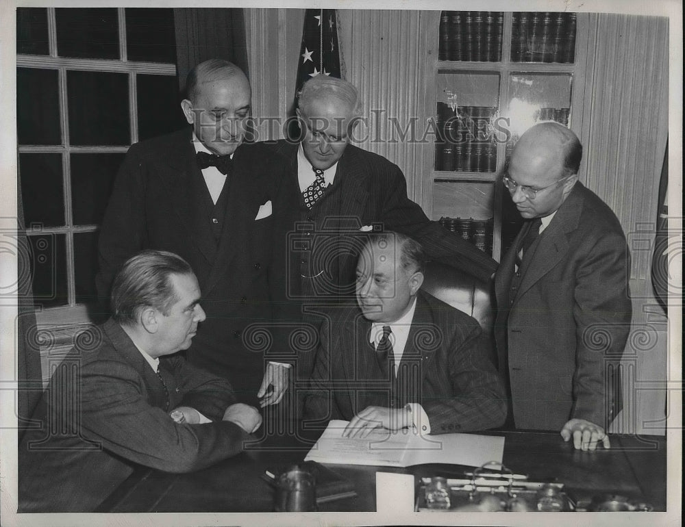 1946 Press Photo NY Mayor W O&#39;Dwyer,  Grady,VP of RCA, Ed McGuire,Sarnoff,Sprago - Historic Images