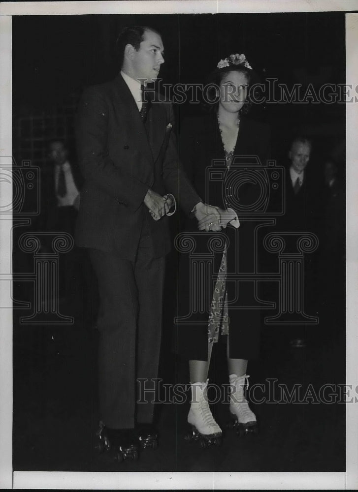 1938 Press Photo Mr. &amp; Mrs. William Sudduth at Skating Carnival Benefit - Historic Images