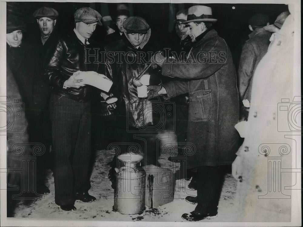 1936 Press Photo Picketers at Goodyear Tire and Rubber Co. - Historic Images