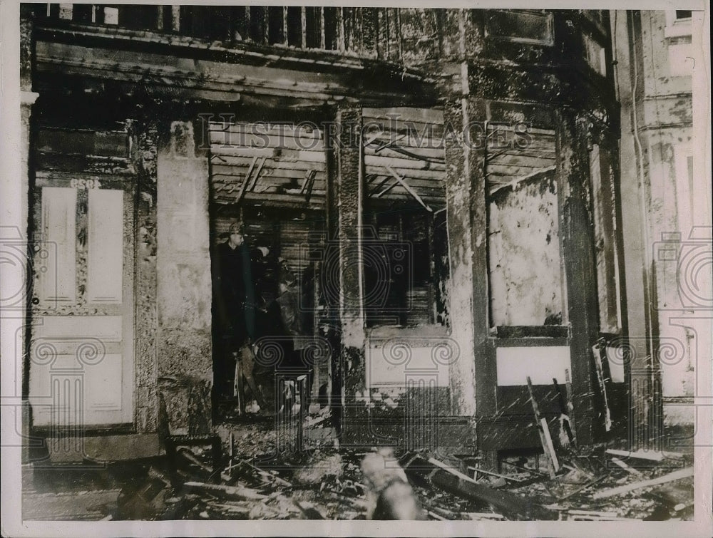 1936 Press Photo View Of House After Fire On New Years Eve In Germantown PA. - Historic Images