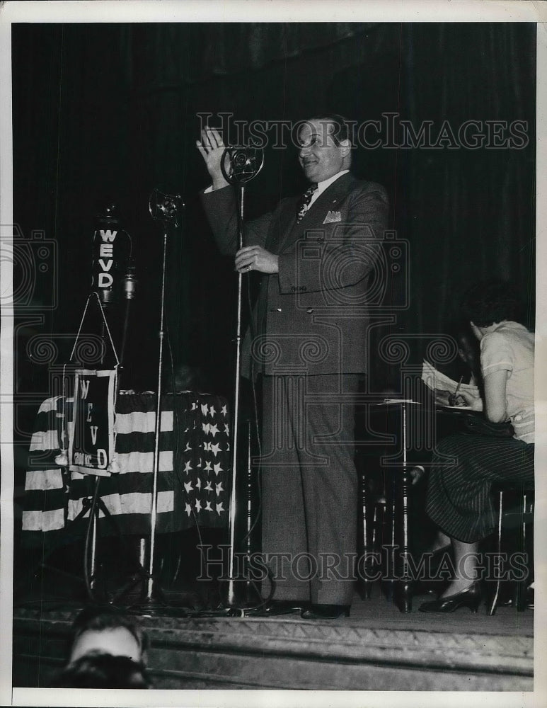 1936 Press Photo George Scaligi Strike Leader Addressing Building Employees - Historic Images