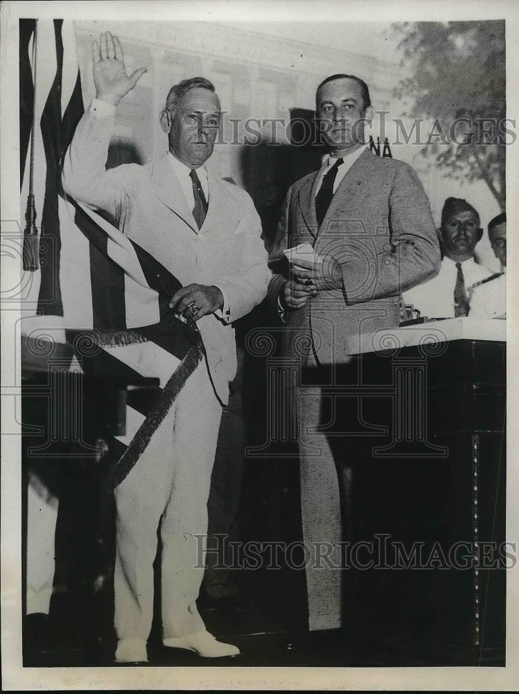 1931 Press Photo Ernest Lee Jahncke Asst Sec of Navy taking oath as member of - Historic Images