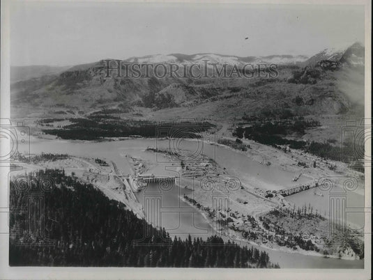 1937 Bonneville Dam - Historic Images