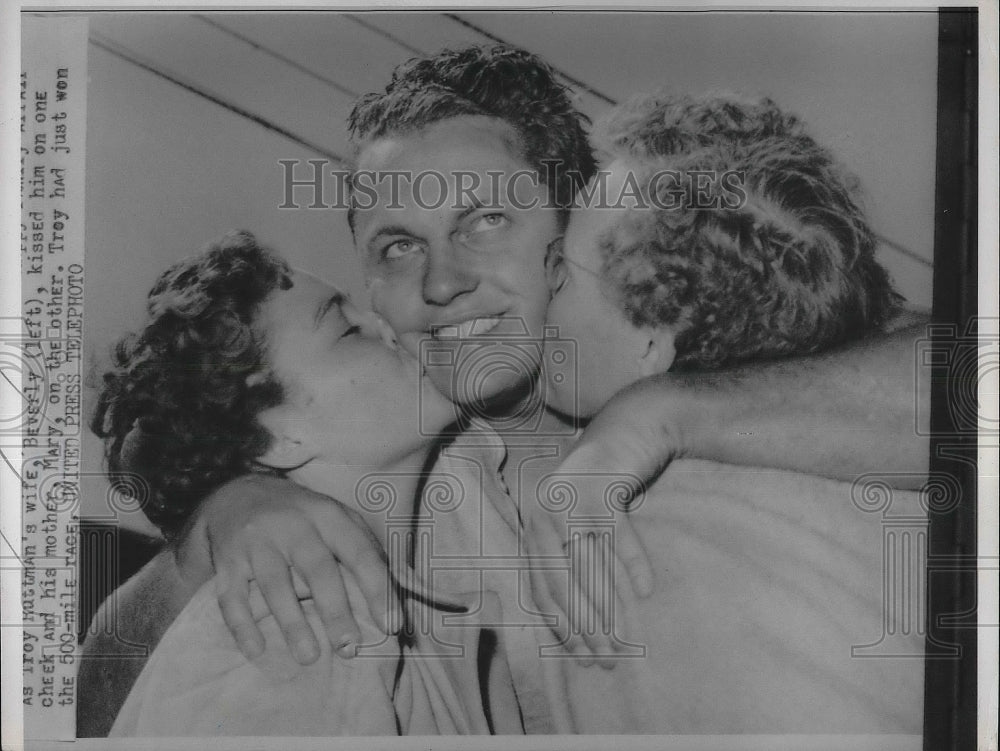 1952 Race Car Driver Troy Ruttman Gets Kisses From Wife & Mother ...