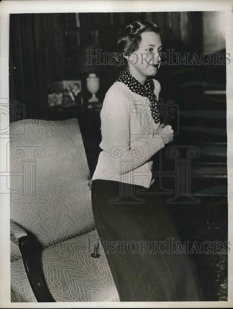 1937 Press Photo Harriet Zahner demos idiomatic expression, Go Sit on A Tack - Historic Images