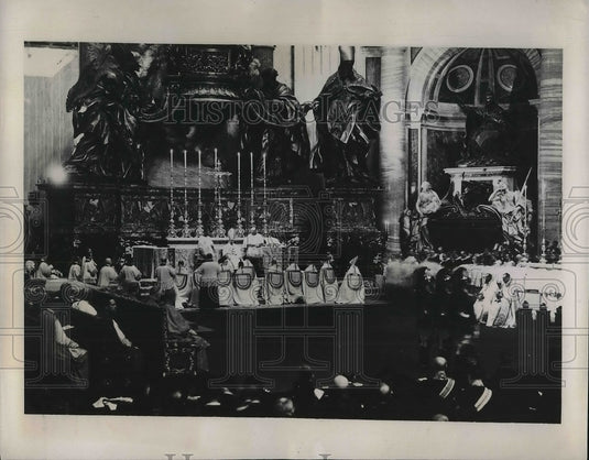 1939 Press Photo Vatican City, St Peter's Basilica , Pope Pius XII & Cardinals - Historic Images