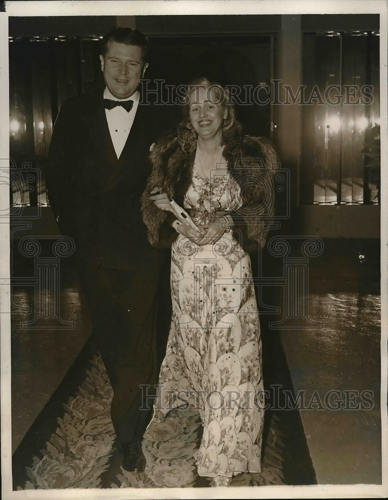 1940 Press Photo Mr &amp; Mrs Ira F Warner of New York - Historic Images