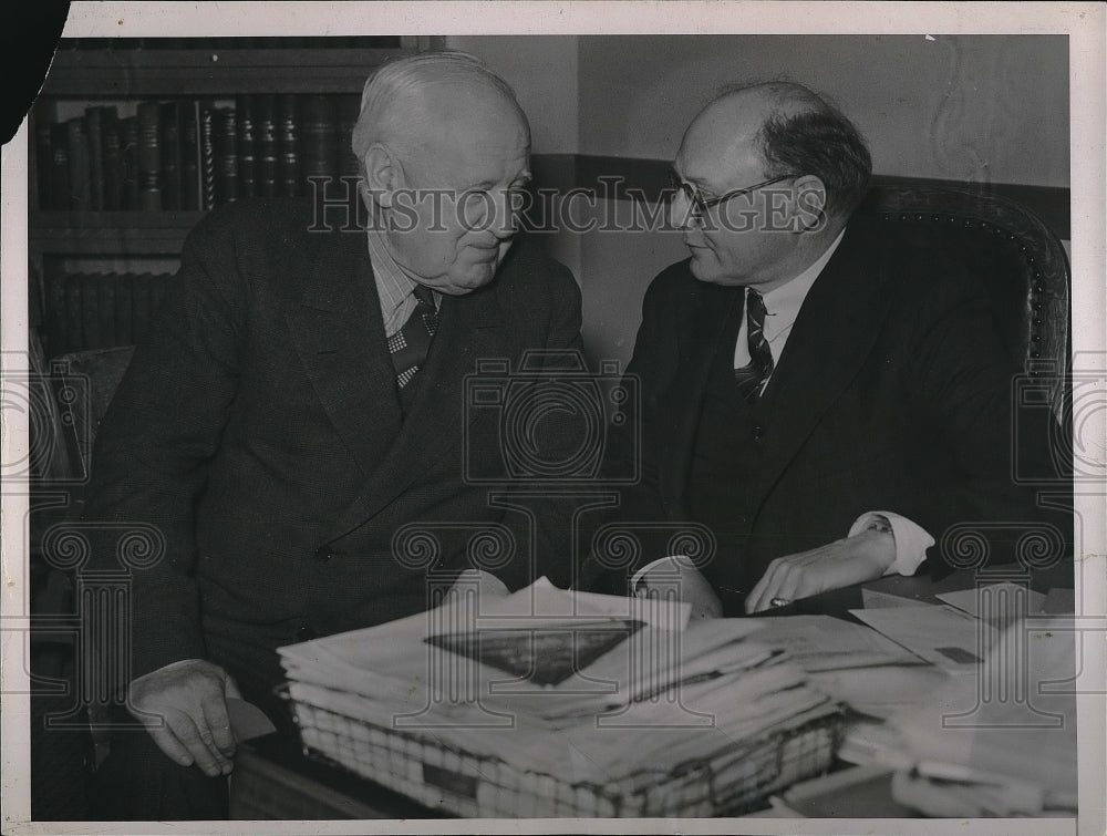 1937 DA Mathew Brady confering w/ superior Court Judge George - Historic Images