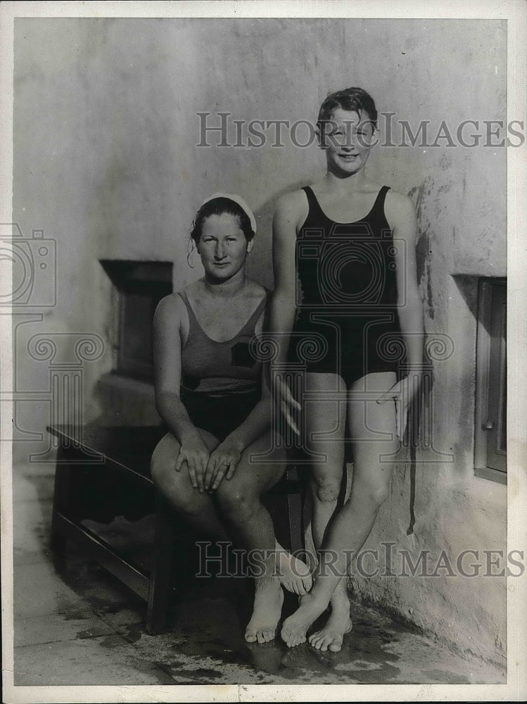 1932 Press Photo Olympic Contenders Katherine Rawls &amp; Alice Novak - Historic Images