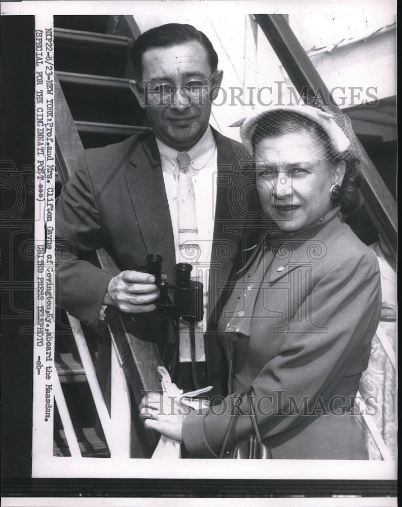 1956 Press Photo Professor and Mrs. Clifton Gayne Aboard Maasdam for New York - Historic Images