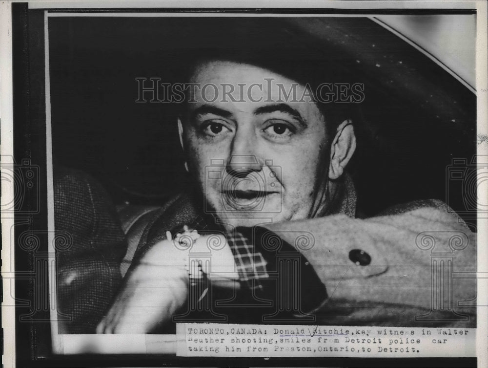 1954 Press Photo Reuther Shooting Witness Donald Ritchie In Back Of Police Car - Historic Images