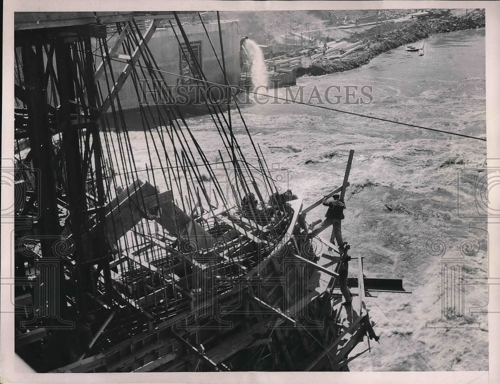 1936 Press Photo Columbia Rivermen&#39;s Protective Assn Charge Bonneville Dam - Historic Images