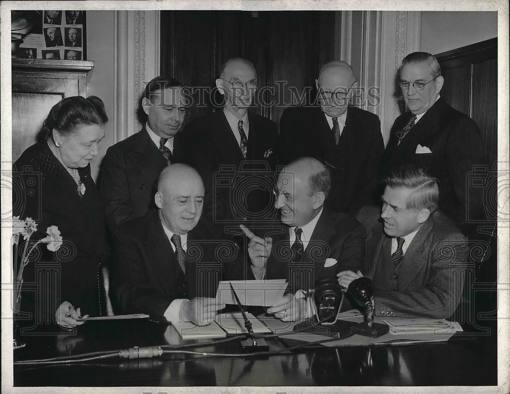 1944 Press Photo Speaker of the House S. Rayburn, H. Morgenthau, VP H. Wallace-Historic Images