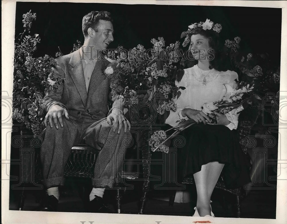 1948 Festival King &amp; Queen elected by Community House members are - Historic Images