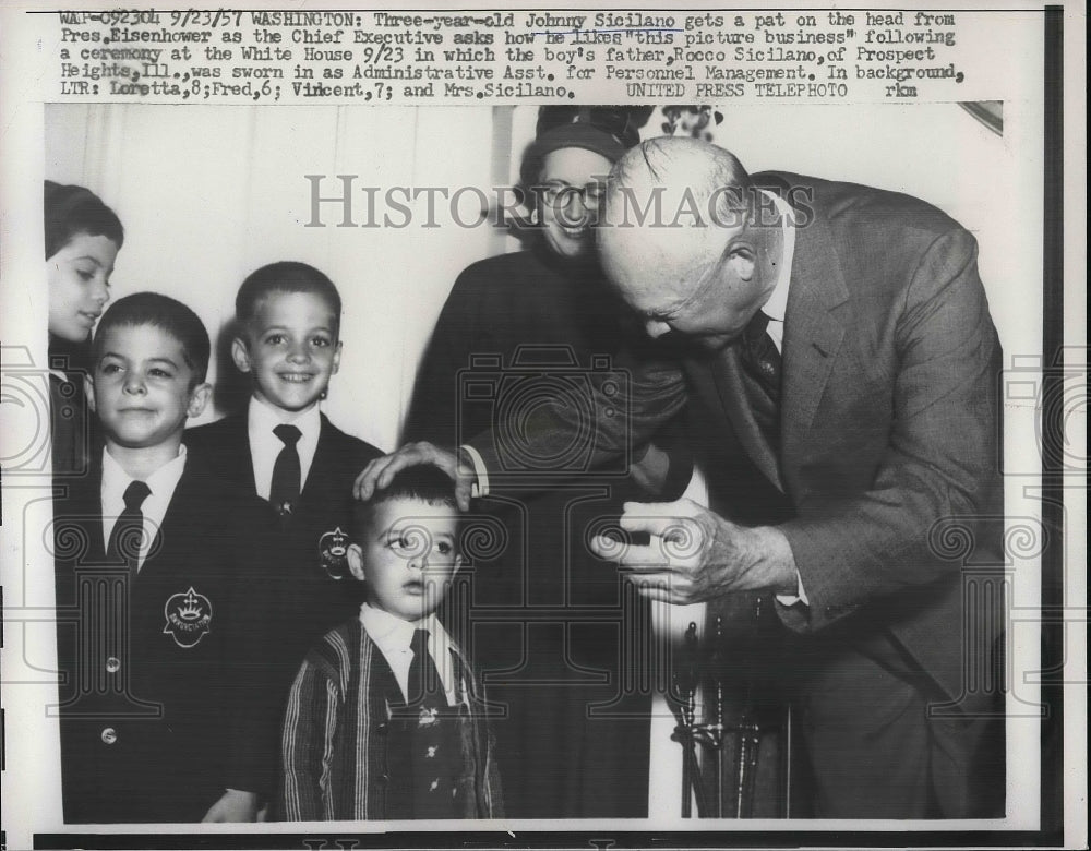 1957 Press Photo John Sicilano and family with Pres. D. Eisenhower, - Historic Images